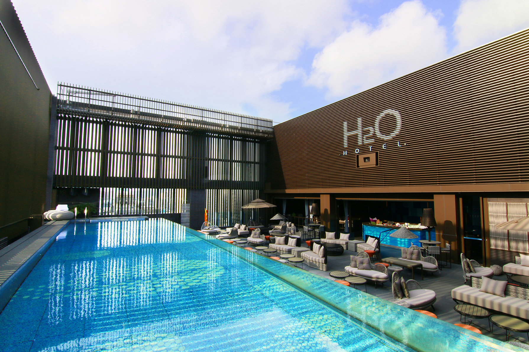 H2O Hotel