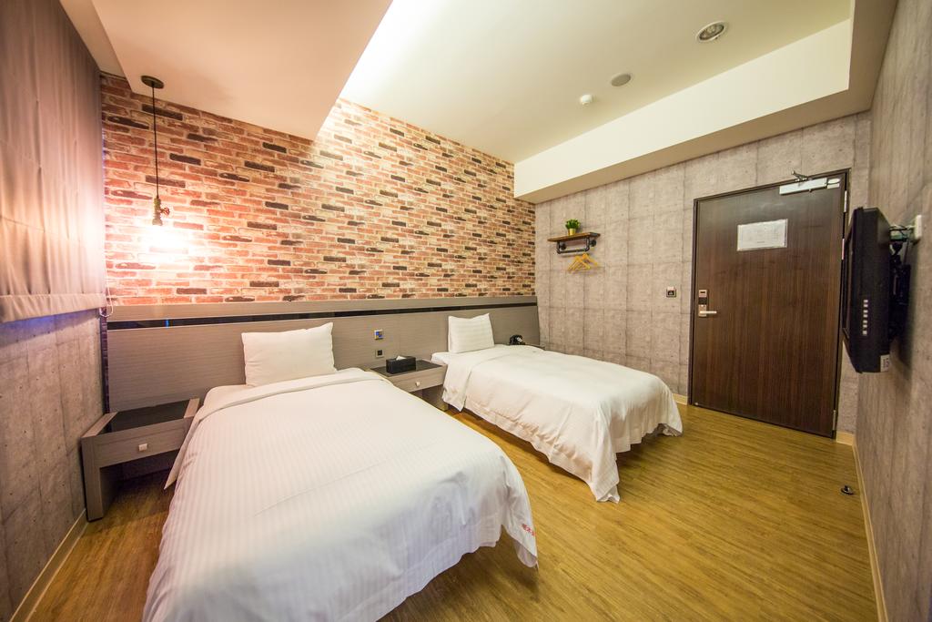 黃埔75旅店標準雙床房