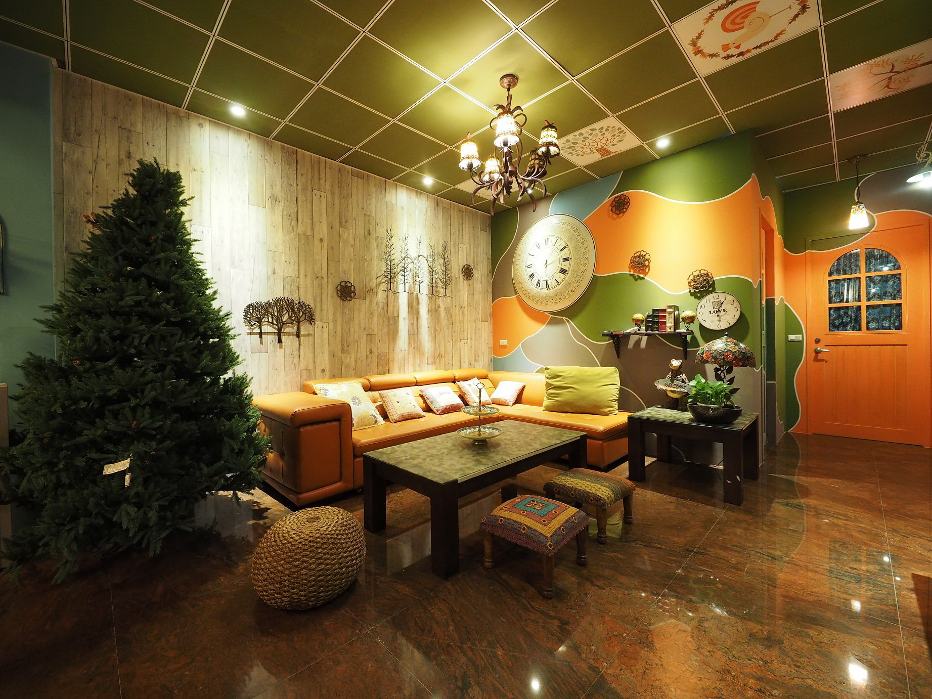 奇檬子民宿具有異國風情的大廳，旅客可以在大廳互相交流!